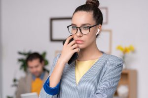 pensive businesswoman thinking of project 3CKSWXS